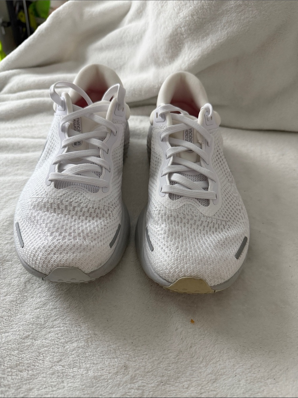 Nike ZoomX Invincible Run Flyknit White Pink Gray Men's Running Shoes Breathable